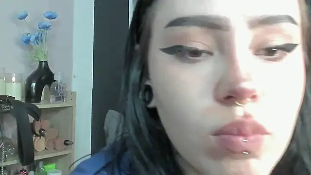 Snapshot of Jas_miin chatting on November 26, 2:01 am Jas miin online show from November 26, 2:01 am