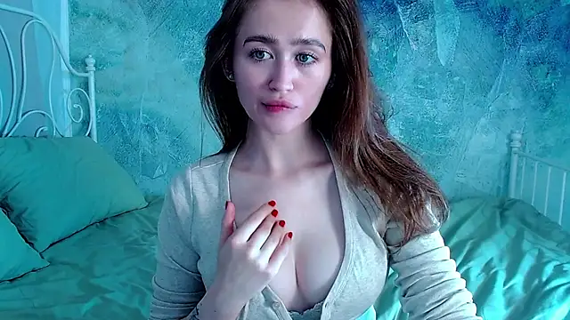 millllina online show from April 27, 1:31 pm