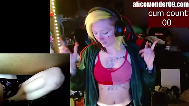 alicewonder09 online show from January 12, 5:45 am