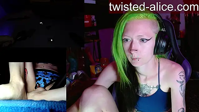 alicewonder09 online show from June 10, 2:56 am