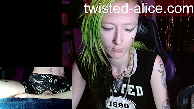 alicewonder09 online show from July 15, 3:34 am