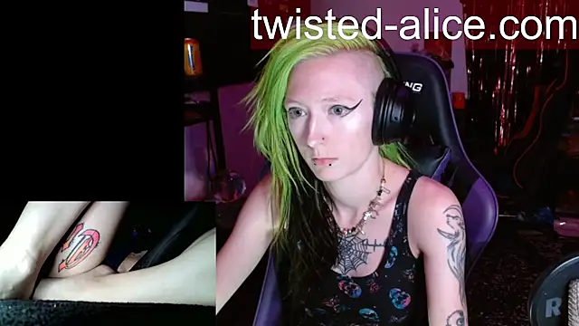 alicewonder09 online show from July 17, 3:13 am