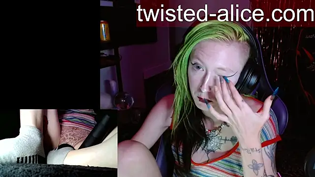 alicewonder09 online show from July 22, 3:09 am