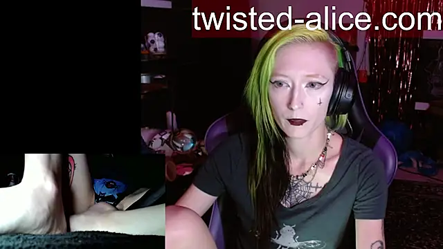 alicewonder09 online show from July 30, 3:16 am