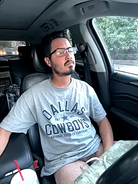 Snapshot of Bbyboyivan chatting on November 9, 10:52 pm Bbyboyivan online show from November 9, 10:52 pm