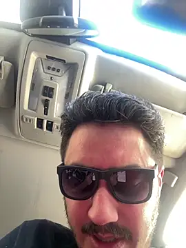 Snapshot of Bbyboyivan chatting on March 8, 8:34 pm Bbyboyivan online show from March 8, 8:34 pm