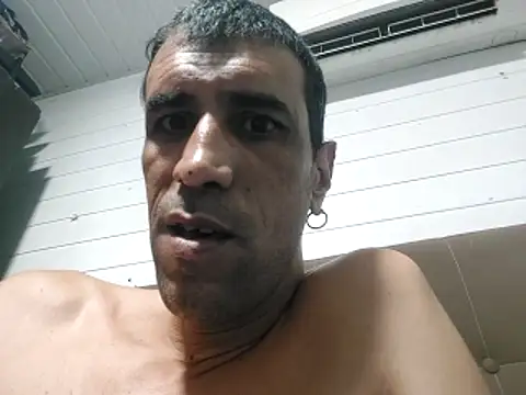 Hotcasados69 online show from February 20, 6:26 am