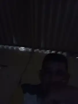 Snapshot of El-reyleon chatting on July 28, 11:05 am El-reyleon online show from July 28, 11:05 am