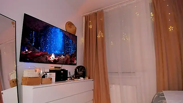 Lex Love online show from December 1, 6:46 pm