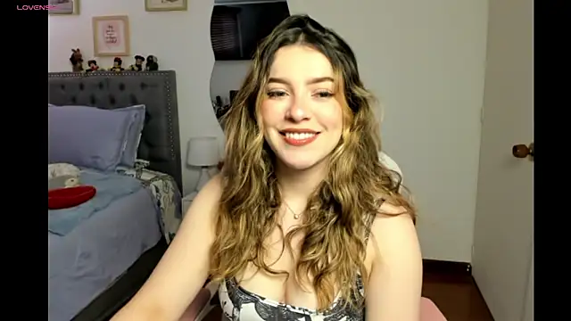 samysweet 8 online show from December 3, 1:32 pm