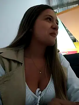 Snapshot of alana_69 chatting on January 9, 5:54 pm alana 69 online show from January 9, 5:54 pm