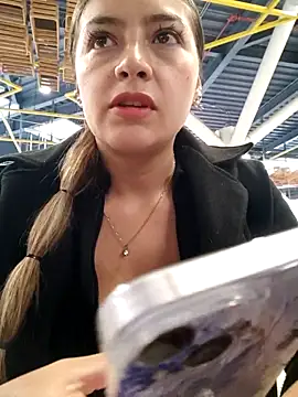 Snapshot of alana_69 chatting on February 19, 3:38 pm alana 69 online show from February 19, 3:38 pm