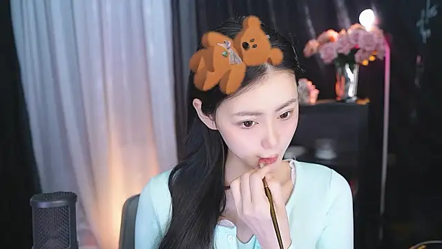 Snapshot of Ocean--Lili chatting on March 18, 2:04 pm Ocean--Lili online show from March 18, 2:04 pm