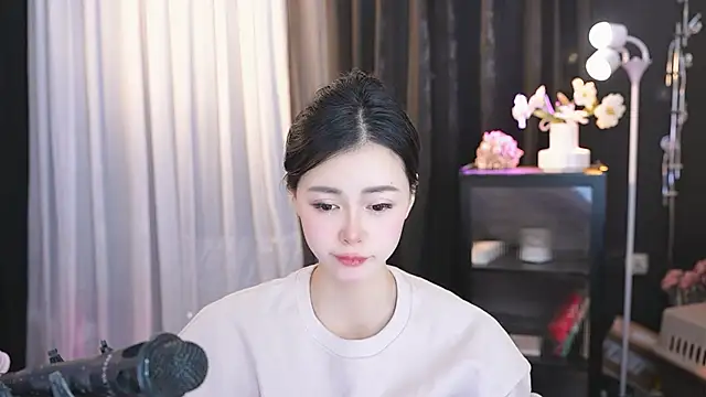 Snapshot of Ocean--Lili chatting on March 22, 5:09 pm Ocean--Lili online show from March 22, 5:09 pm