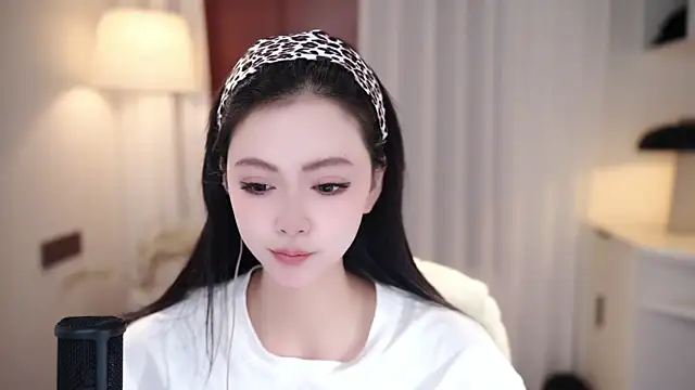 Snapshot of Ocean--Lili chatting on September 13, 2:17 pm Ocean--Lili online show from September 13, 2:17 pm