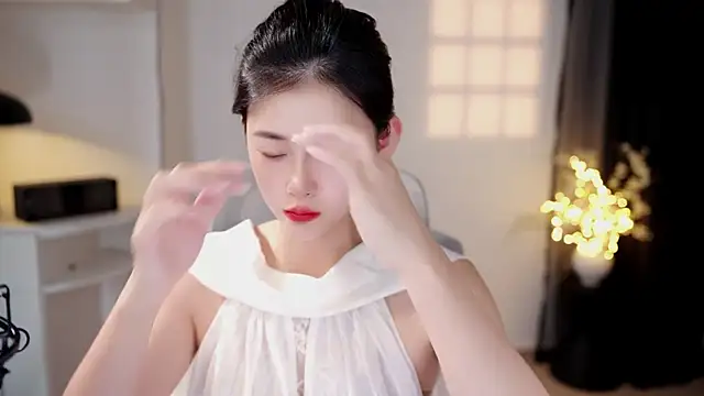 Ocean--Lili online show from July 25, 2:14 pm