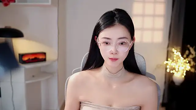 Ocean--Lili online show from July 26, 2:13 pm