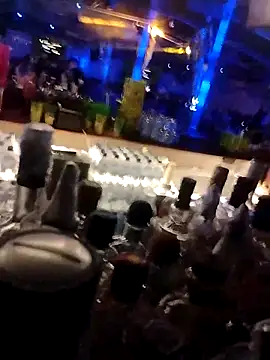 Snapshot of Pziko chatting on November 15, 6:11 am Pziko online show from November 15, 6:11 am