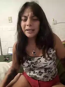 Snapshot of ZaraHoney chatting on December 10, 6:54 am ZaraHoney online show from December 10, 6:54 am