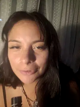 Snapshot of ZaraHoney chatting on February 6, 6:40 am ZaraHoney online show from February 6, 6:40 am