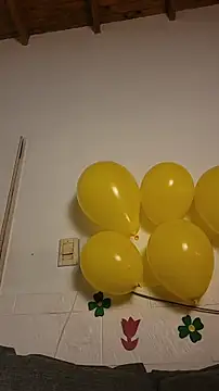 Snapshot of ZaraHoney chatting on October 3, 5:48 am ZaraHoney online show from October 3, 5:48 am