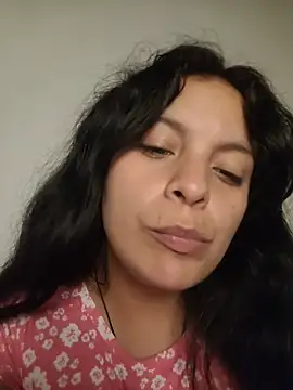 Snapshot of ZaraHoney chatting on October 11, 6:23 am ZaraHoney online show from October 11, 6:23 am