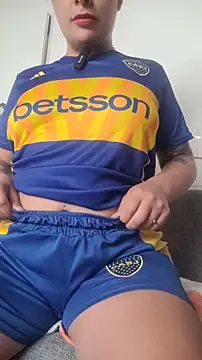 Snapshot of ZaraHoney chatting on November 9, 7:23 pm ZaraHoney online show from November 9, 7:23 pm