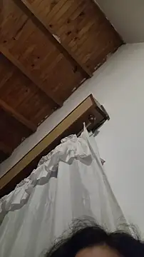 Snapshot of ZaraHoney chatting on December 23, 5:05 am ZaraHoney online show from December 23, 5:05 am