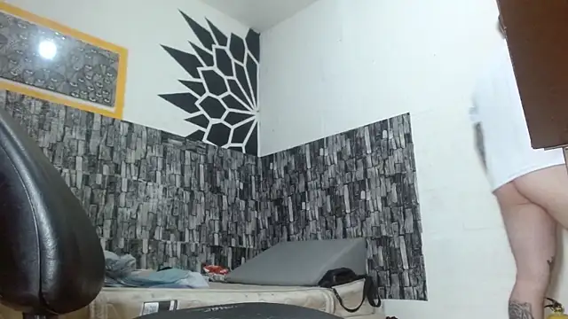 stripnolimits online show from February 23, 11:13 pm