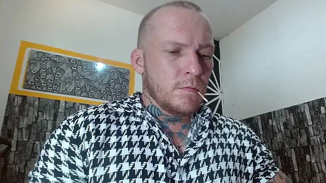 Snapshot of stripnolimits chatting on May 15, 9:55 pm stripnolimits online show from May 15, 9:55 pm