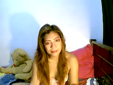 Snapshot of sweetvirginia01 chatting on March 12, 7:46 am sweetvirginia01 online show from March 12, 7:46 am