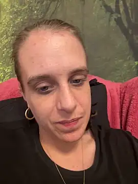 Snapshot of LadyChantale chatting on February 1, 10:05 am LadyChantale online show from February 1, 10:05 am