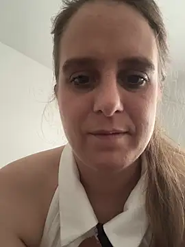 LadyChantale online show from June 5, 6:52 am