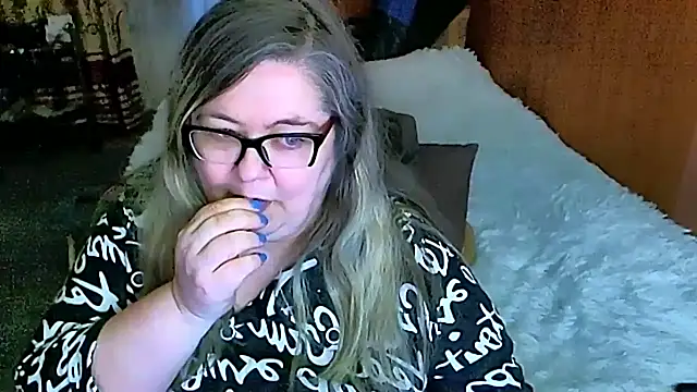 sex2 online show from March 18, 8:58 am