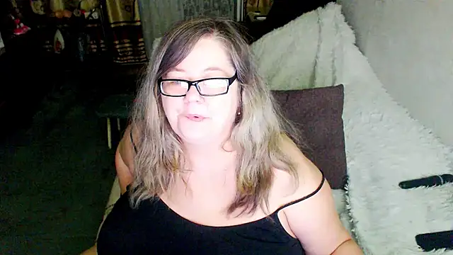 sex2 online show from June 12, 6:07 pm
