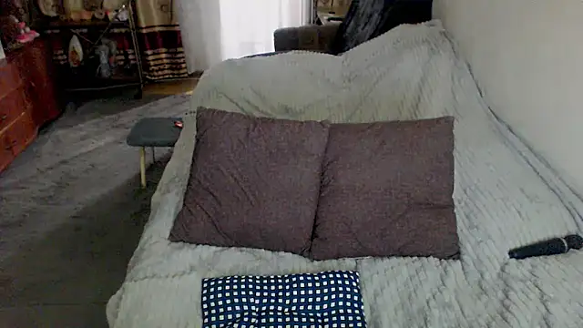 Snapshot of sex2 chatting on June 21, 12:13 am sex2 online show from June 21, 12:13 am