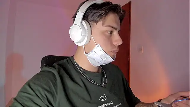 Giordano Russo online show from January 8, 7:27 pm