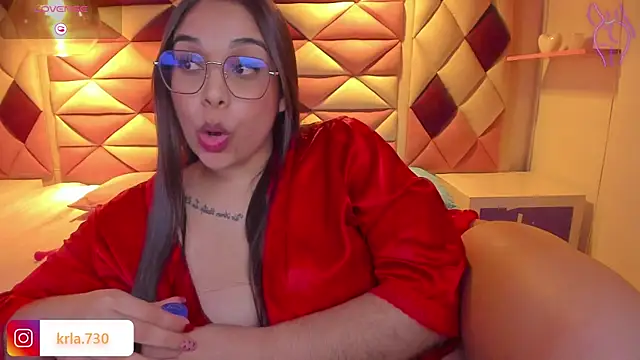 Snapshot of _kaarla_ chatting on January 27, 6:19 am kaarla online show from January 27, 6:19 am