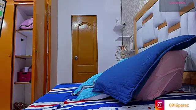 Snapshot of _kaarla_ chatting on September 13, 7:13 pm kaarla online show from September 13, 7:13 pm