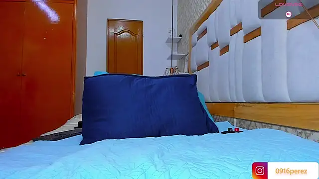 Snapshot of _kaarla_ chatting on September 24, 7:17 pm kaarla online show from September 24, 7:17 pm