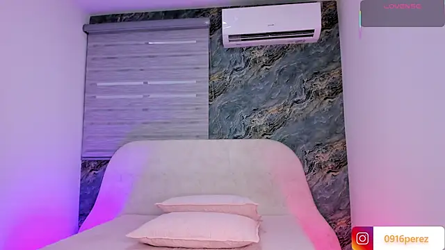  kaarla  online show from November 19, 7:25 pm