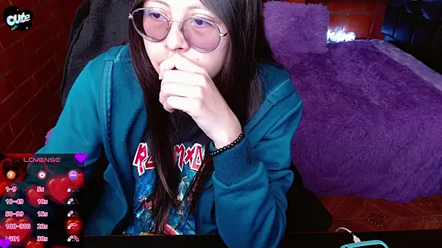 MidoriQuiinn online show from June 12, 6:29 pm