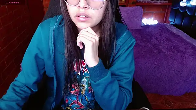 MidoriQuiinn online show from June 13, 4:27 pm