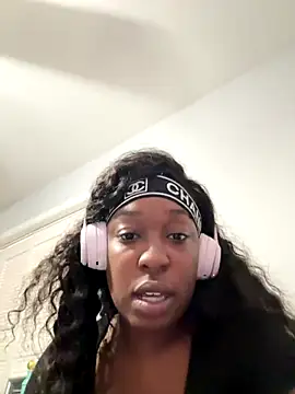 Snapshot of tokyopetitexx chatting on October 27, 5:50 pm tokyopetitexx online show from October 27, 5:50 pm