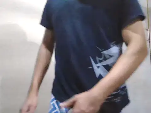 Snapshot of valyriansteel2 chatting on October 27, 1:09 am valyriansteel2 online show from October 27, 1:09 am