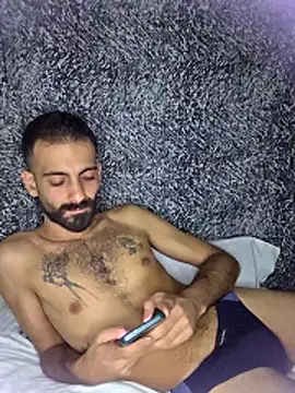 Snapshot of Drkats chatting on November 27, 4:14 am Drkats online show from November 27, 4:14 am