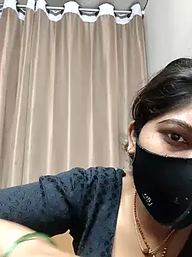 Snapshot of Your_chahat chatting on January 10, 1:21 am Your chahat online show from January 10, 1:21 am