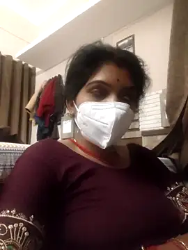 Snapshot of Your_chahat chatting on February 8, 10:57 pm Your chahat online show from February 8, 10:57 pm