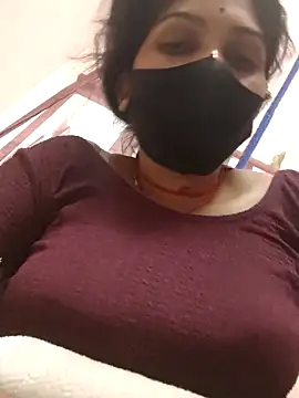 Snapshot of Your_chahat chatting on February 27, 12:54 am Your chahat online show from February 27, 12:54 am