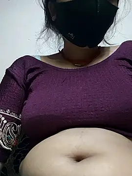 Snapshot of Your_chahat chatting on March 1, 12:56 am Your chahat online show from March 1, 12:56 am